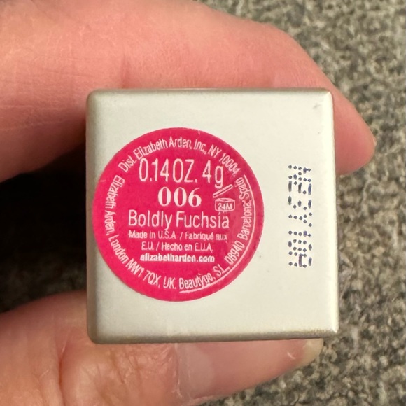 NEW Elizabeth Arden lipstick - color #006 Boldly Fuchsia - Picture 6 of 6